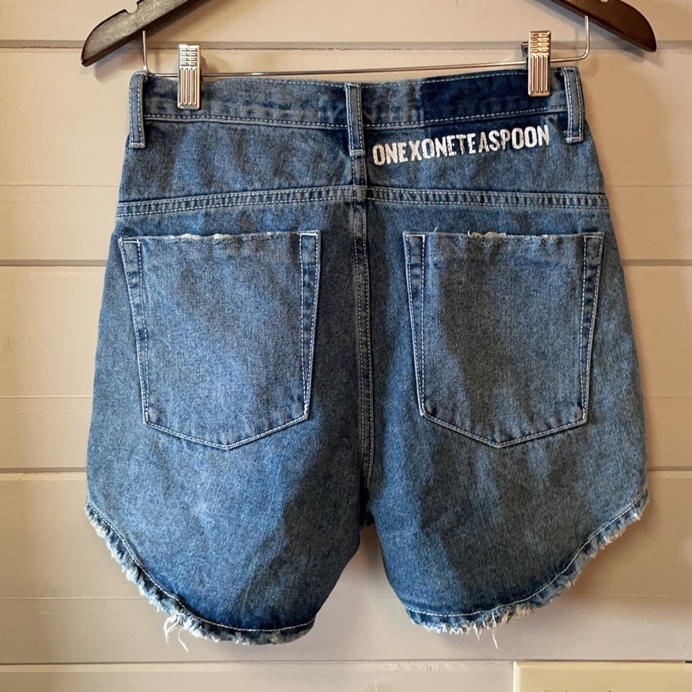 One Teaspoon Denim Jean Shorts Size 25.